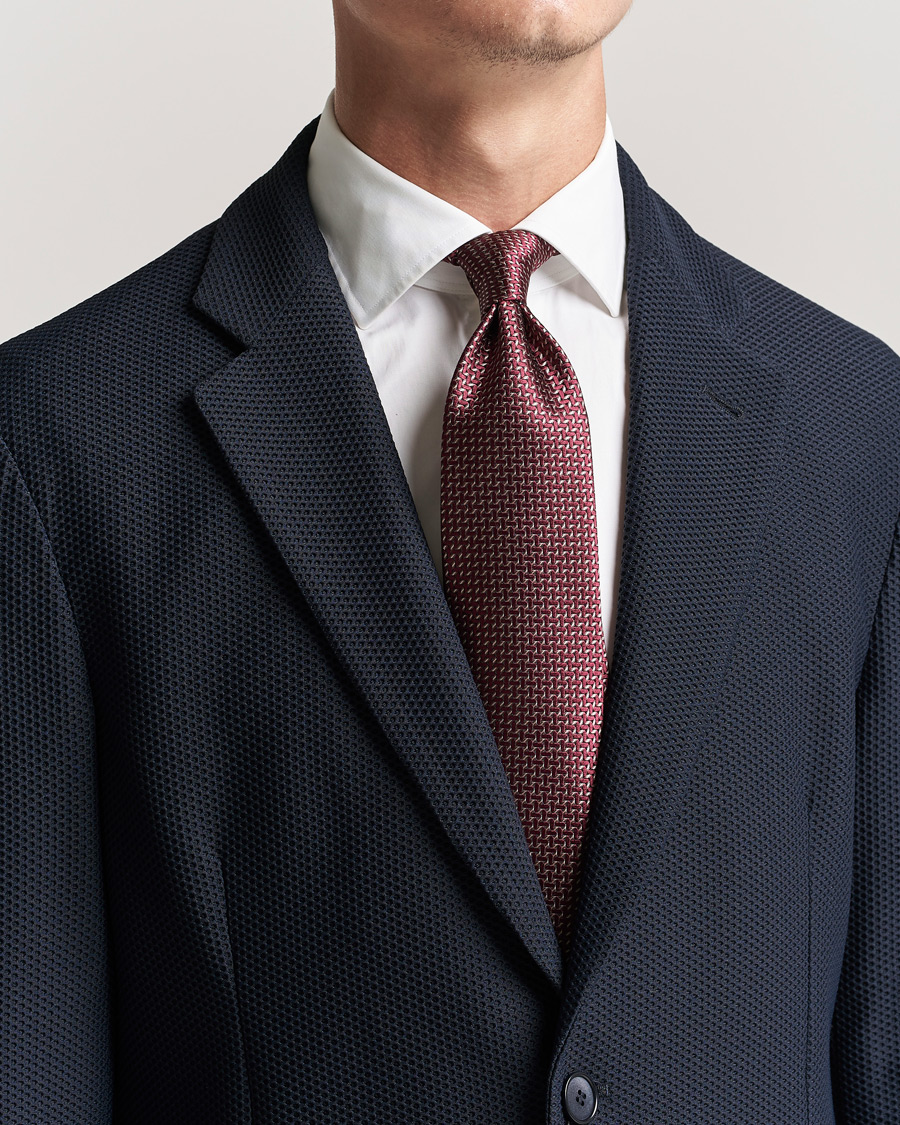 Homme | Brioni Micro Pattern Silk Tie Burgundy | Brioni | Micro Pattern Silk Tie Burgundy