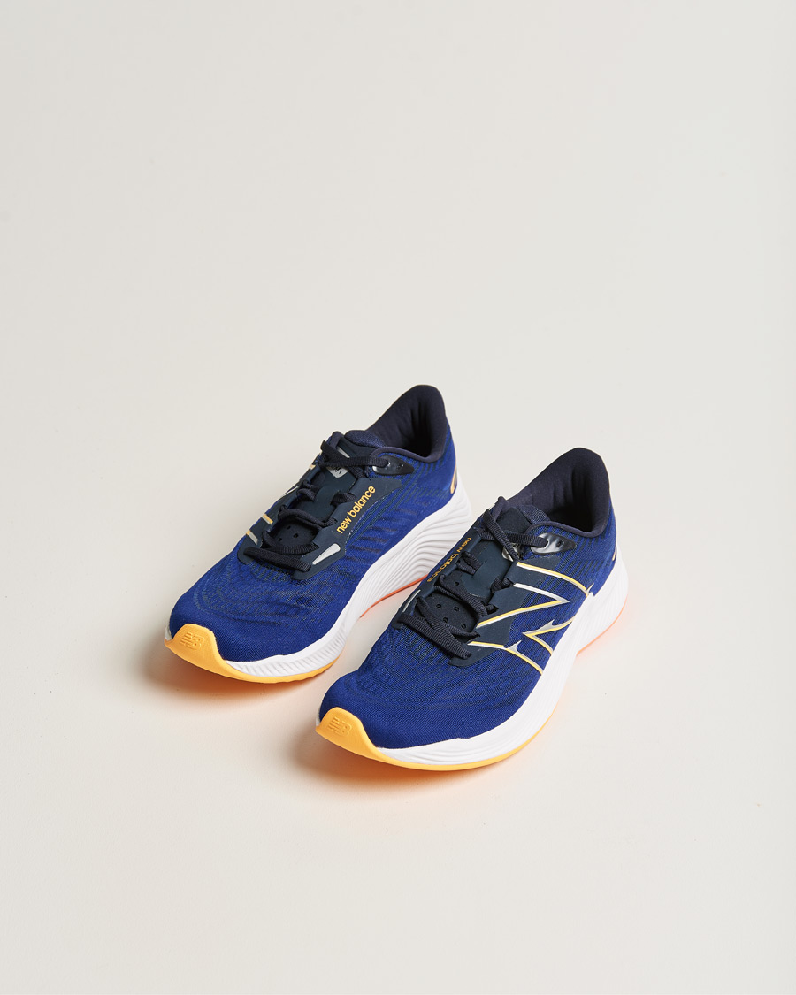 Homme | New Balance Running FuelCell Prism v2 Navy | New Balance Running | FuelCell Prism v2 Navy