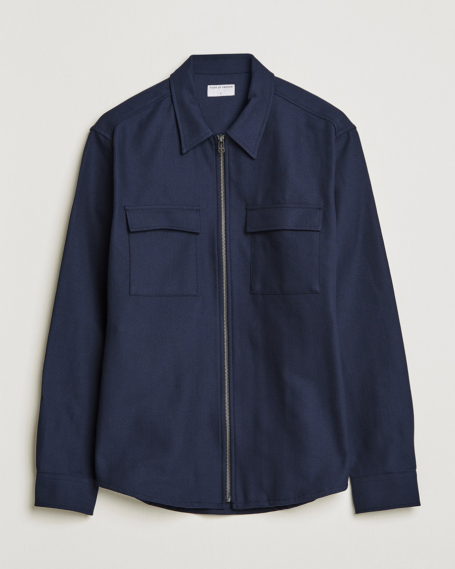 Homme | Chemises | Tiger of Sweden | Noel P Herringbone Shirt Night Blue