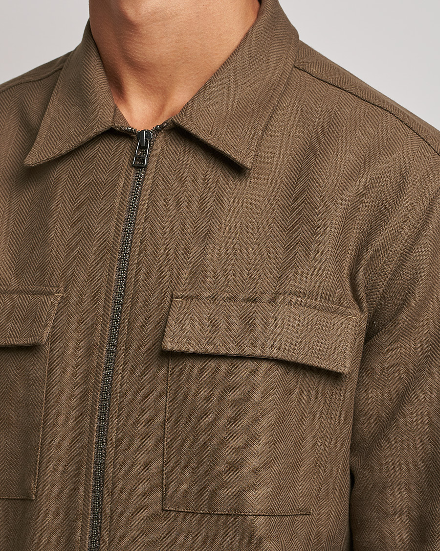 Heren | Overhemden | Tiger of Sweden | Noel P Herringbone Shirt Olive Extreme