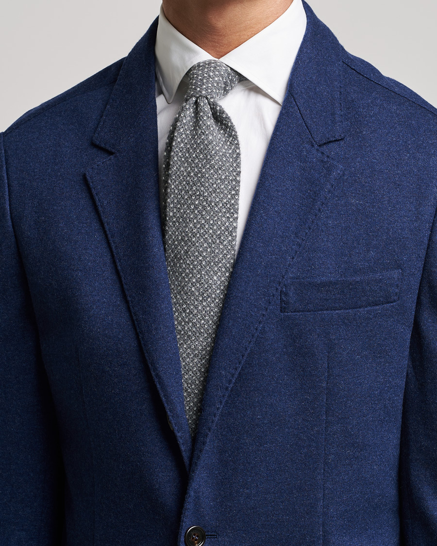 Homme | Brunello Cucinelli Knitted Cashmere Tie Grey Melange | Brunello Cucinelli | Knitted Cashmere Tie Grey Melange