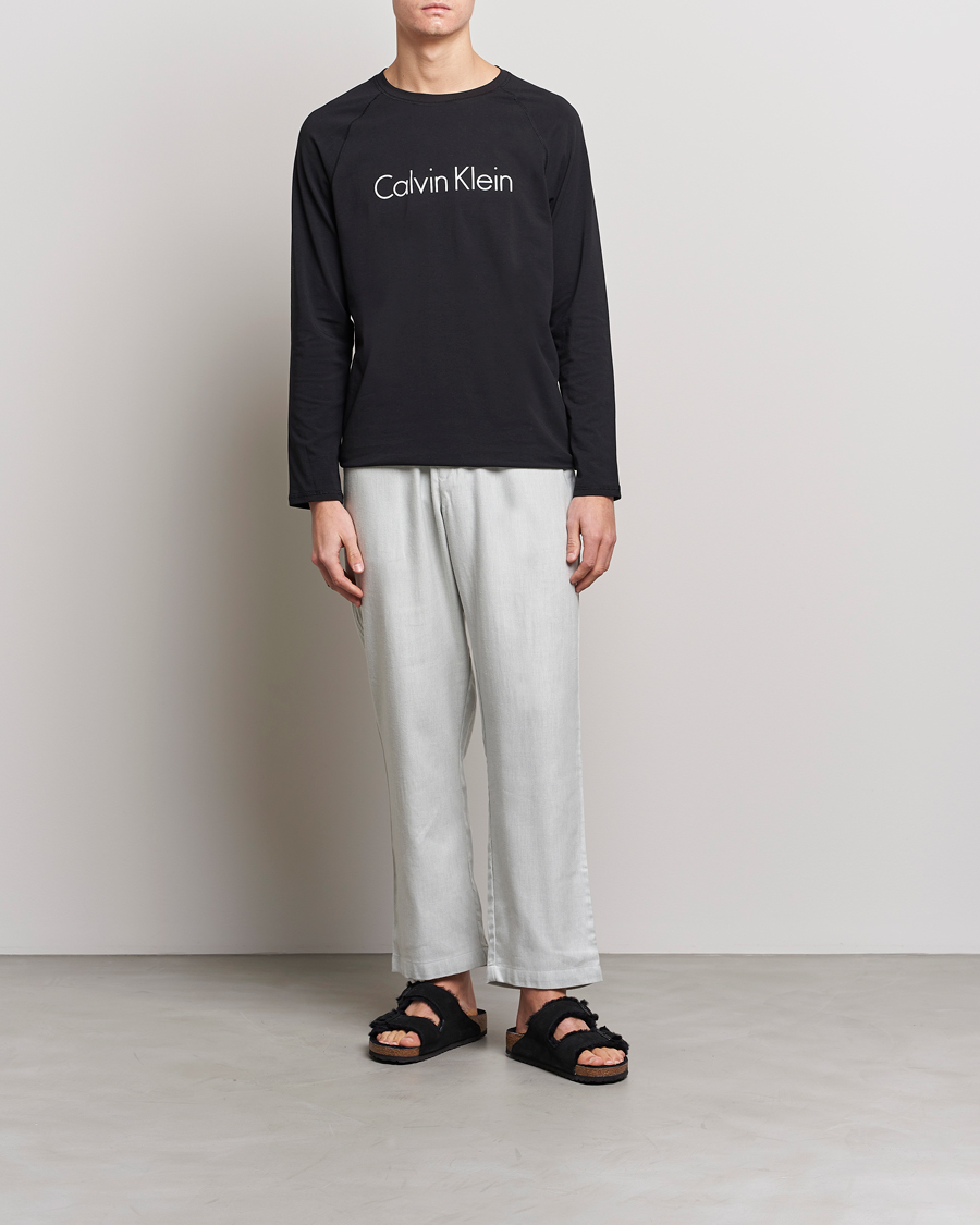 Heren | Pyjama's en gewaden | Calvin Klein | Logo Long Sleeve Pyjama Set Black/White