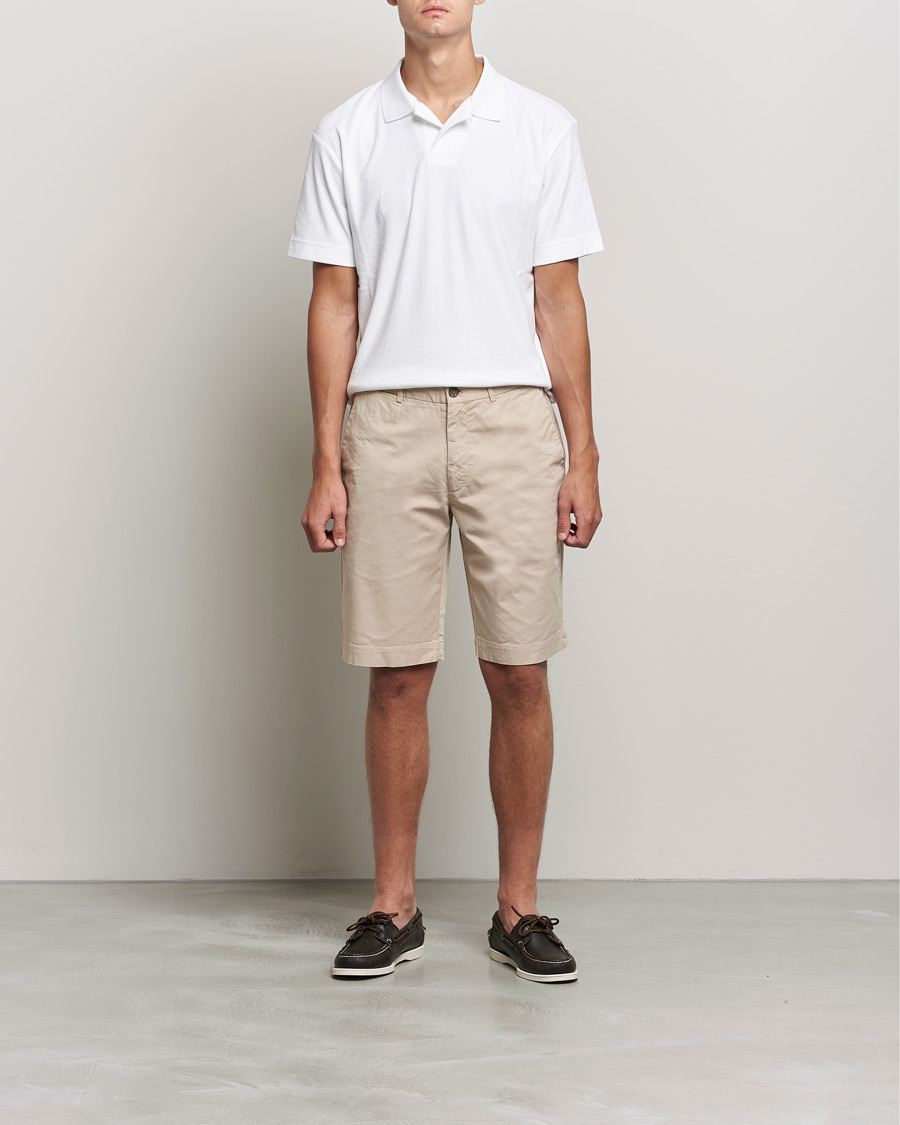 Homme | Shorts | Sunspel | Cotton Chino Shorts Light Stone