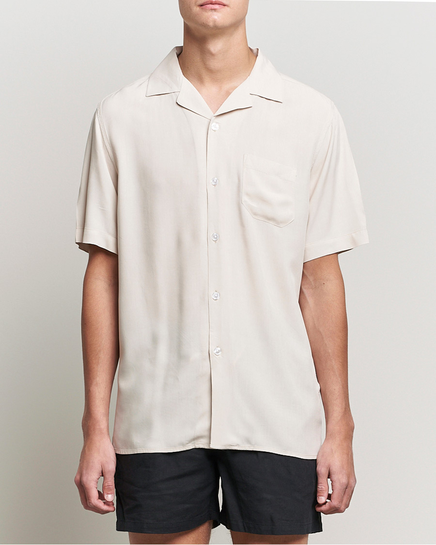 Heren | Overhemden | OAS | Viscose Resort Short Sleeve Shirt Sand Plain