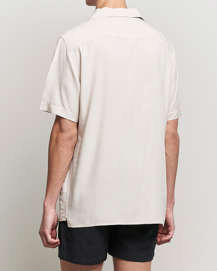 Heren | Overhemden | OAS | Viscose Resort Short Sleeve Shirt Sand Plain