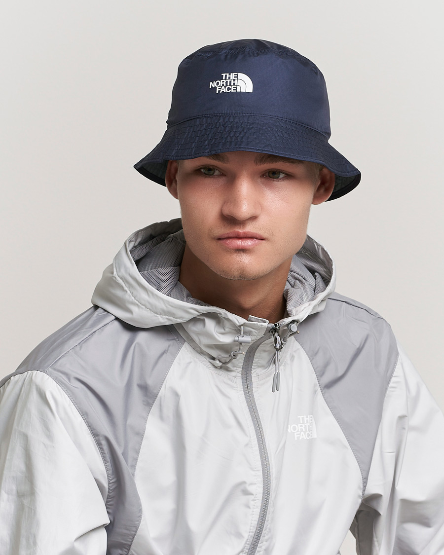 Homme | The North Face Sun Stash Packable Bucket Hat Aviator Navy | The North Face | Sun Stash Packable Bucket Hat Aviator Navy