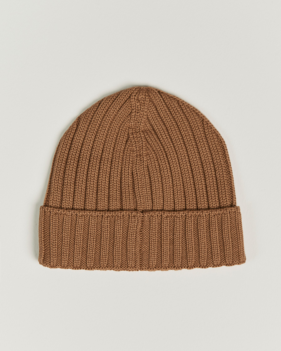 Heren | C.P. Company Knitted Merino Logo Beanie Brown | C.P. Company | Knitted Merino Logo Beanie Brown