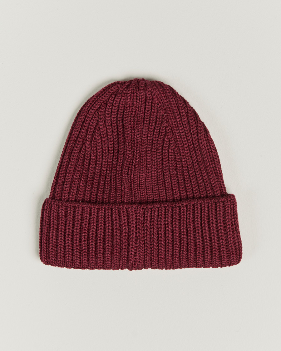 Homme | C.P. Company Knitted Merino Lens Beanie Bordeaux | C.P. Company | Knitted Merino Lens Beanie Bordeaux