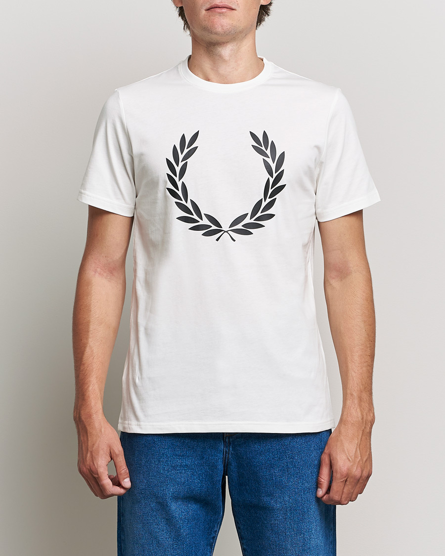 Homme | T-shirts | Fred Perry | Laurel Wreath T-Shirt Snow White