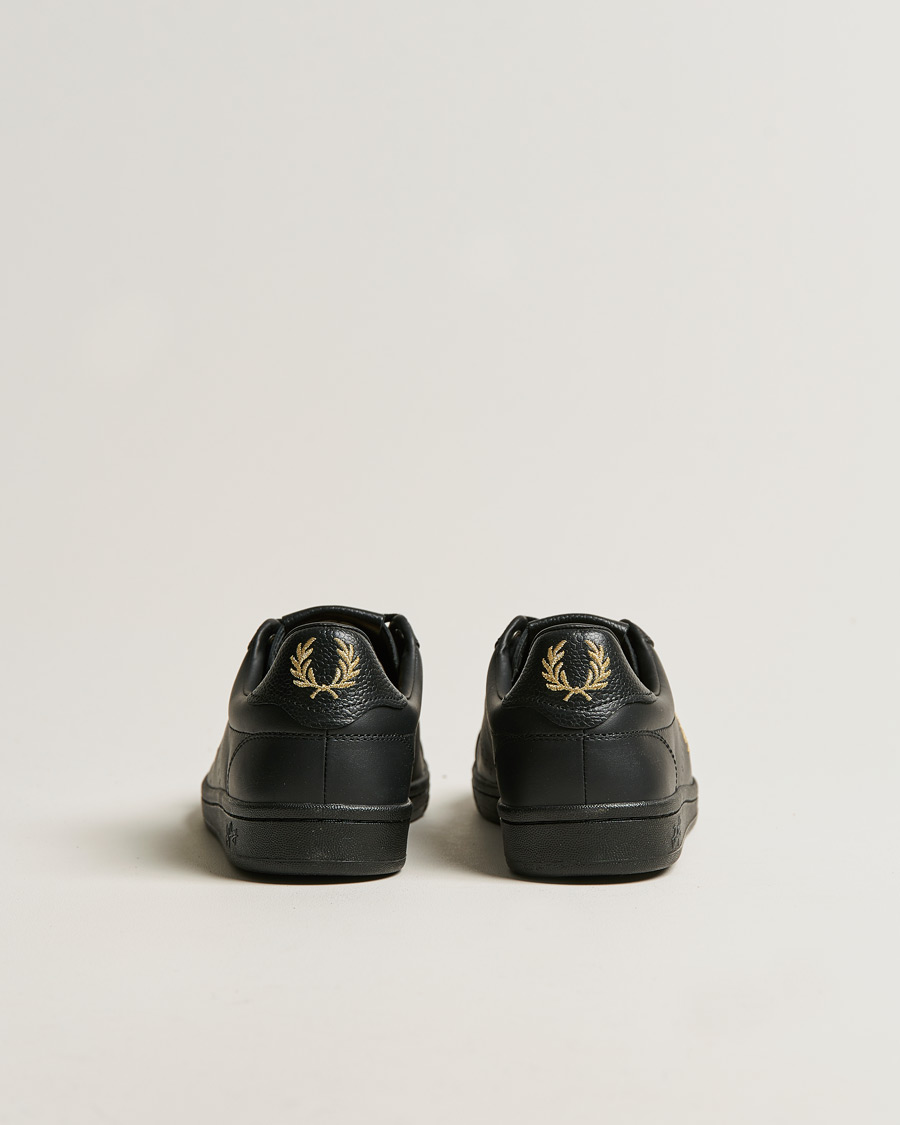 Homme | Fred Perry B721 Leather Tab Sneaker Black Gold | Fred Perry | B721 Leather Tab Sneaker Black Gold