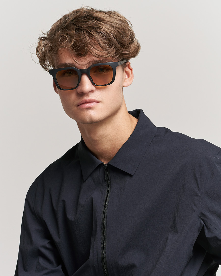 Homme | CHIMI 04 Active Sunglasses Black | CHIMI | 04 Active Sunglasses Black
