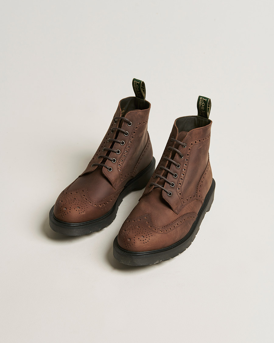 Homme | Design Loake Gage Heat Sealed Brogue Boot Brown | Design Loake | Gage Heat Sealed Brogue Boot Brown
