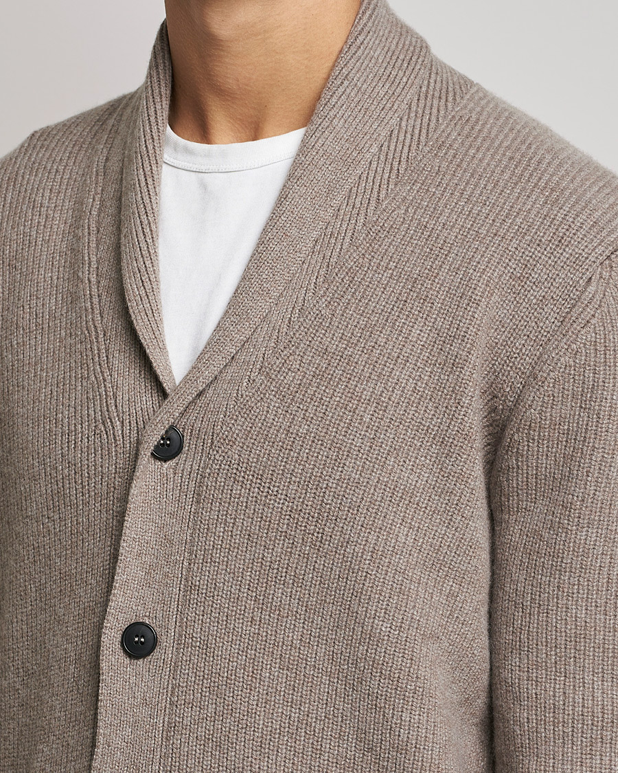 Heren | Truien | Sunspel | Lambswool/Cashmere Shawl Cardigan  Oatmeal Melange