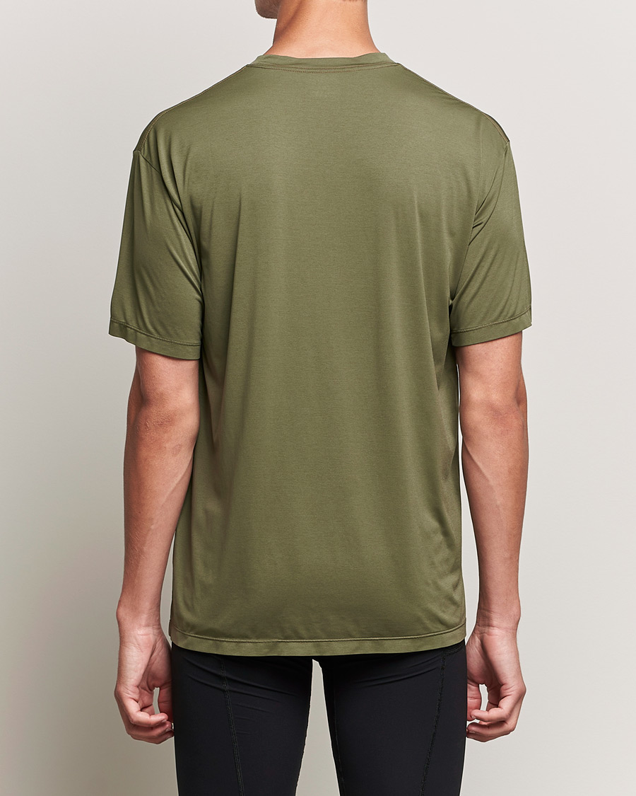 Homme | T-shirts | Satisfy | AuraLite T-Shirt Olive