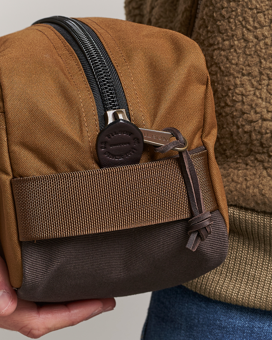 Homme | Filson Cordura Nylon Travel Pack Whiskey | Filson | Cordura Nylon Travel Pack Whiskey