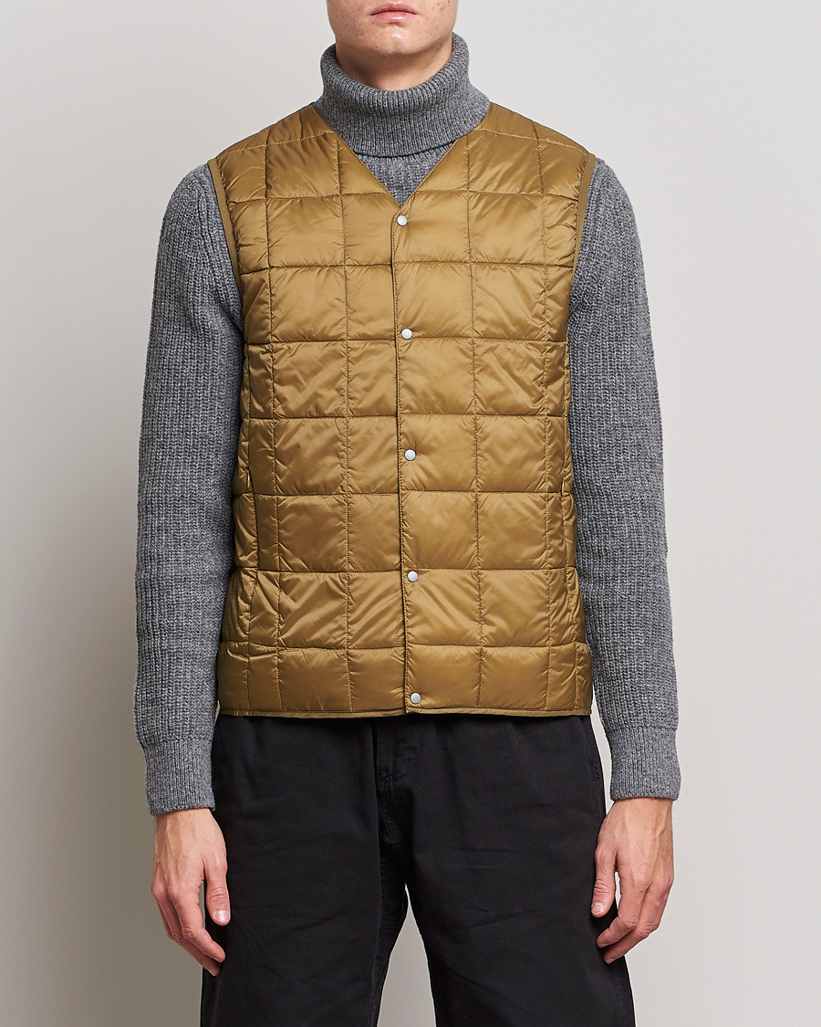 Heren | Jassen | TAION | V-Neck Lightweight Down Vest Beige