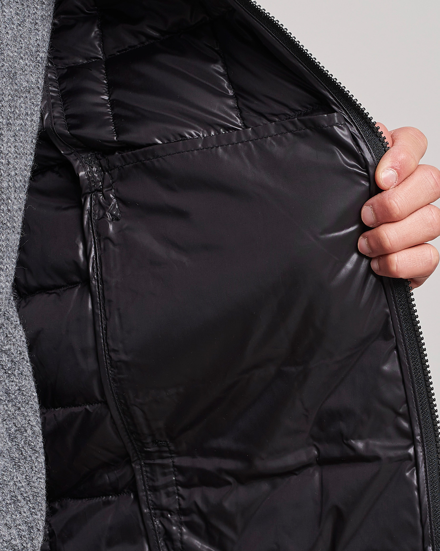 Homme | Manteaux Et Vestes | TAION | High Neck Full Zip Lightweight Down Vest Black