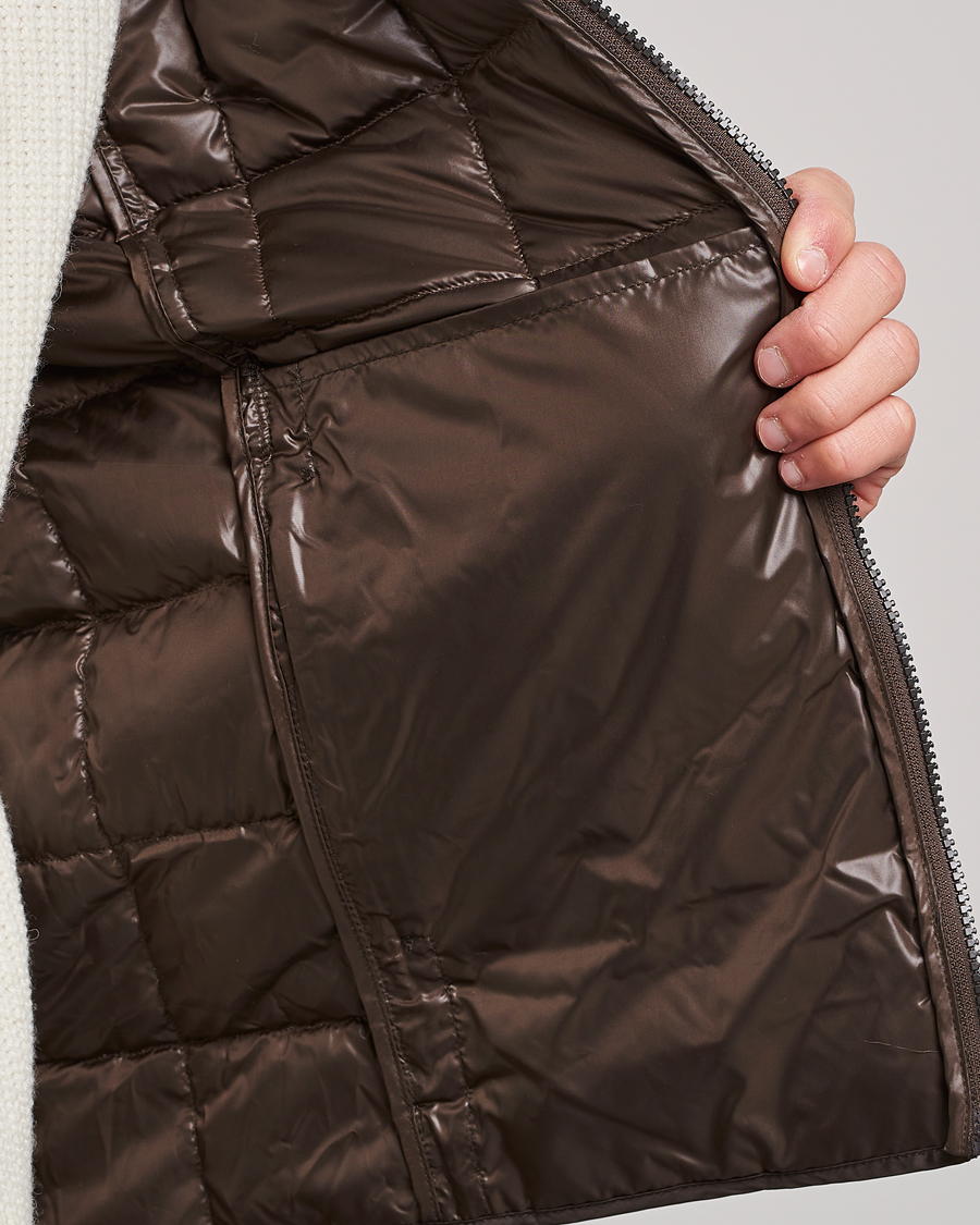 Homme | Manteaux Et Vestes | TAION | High Neck Full Zip Lightweight Down Jacket Dark Choco