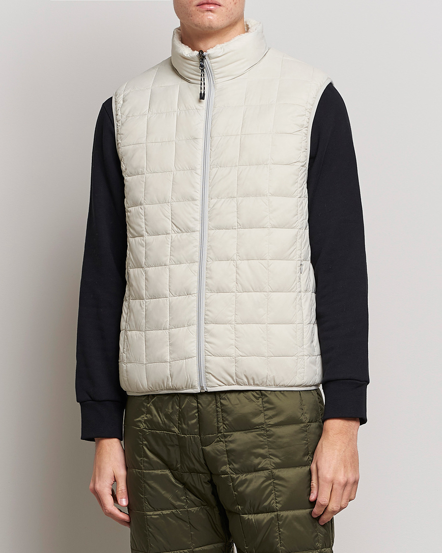 Homme | Manteaux Et Vestes | TAION | Reversible Fleece Vest Ice Grey/Ivory
