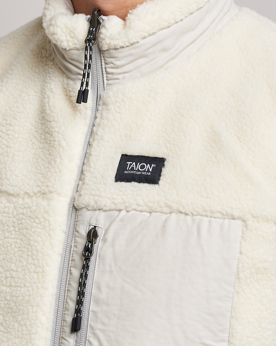 Homme | Manteaux Et Vestes | TAION | Reversible Fleece Vest Ice Grey/Ivory
