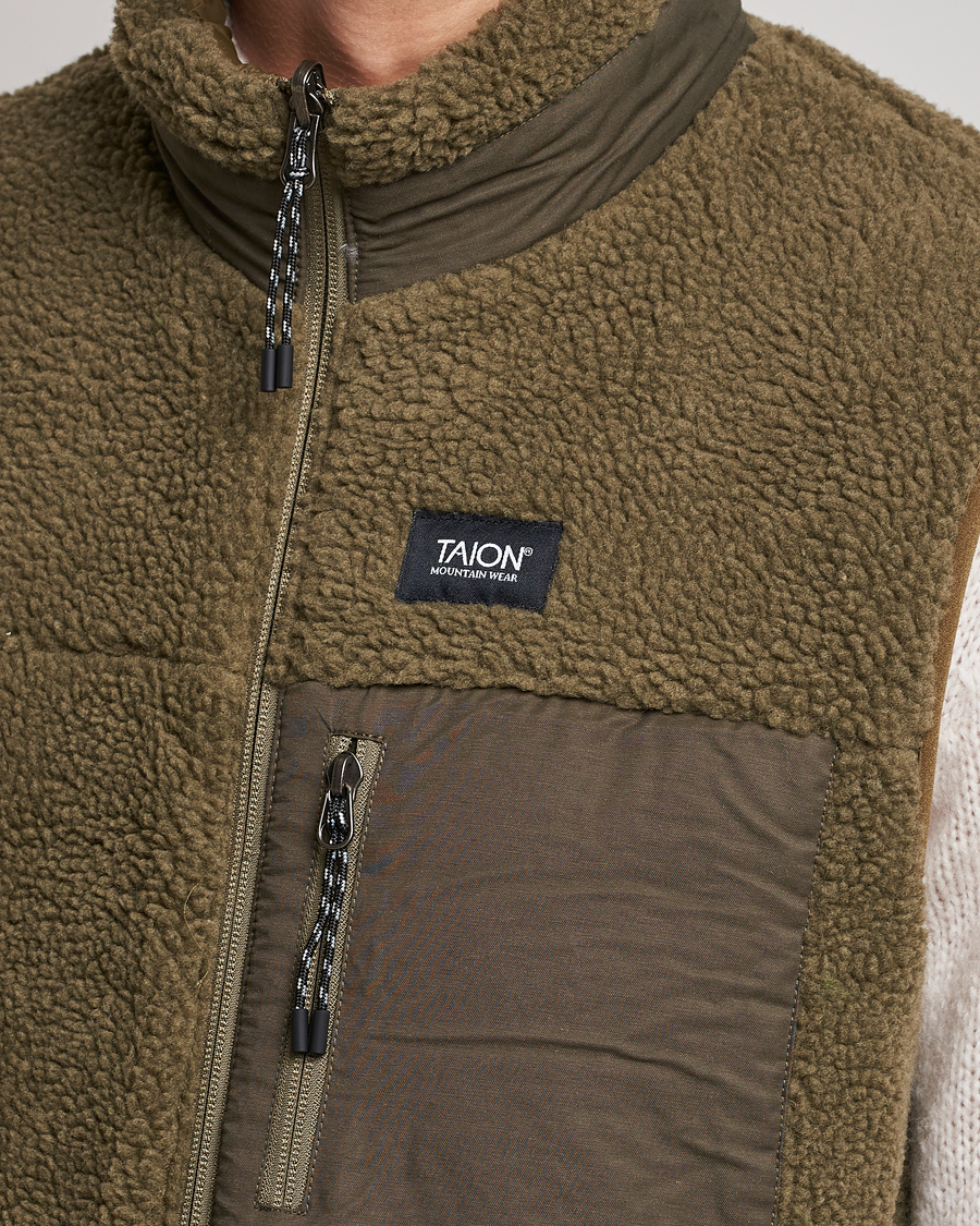Homme | Manteaux Et Vestes | TAION | Reversible Fleece Vest Olive/Dark Olive