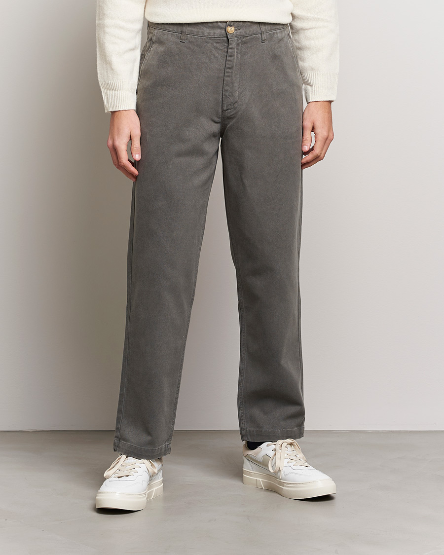 Homme | Pantalons | A Day's March | Redwood Cotton/Tencel Trousers Olive