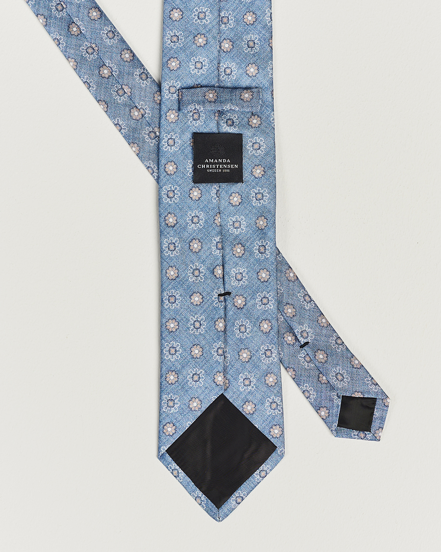 Homme | Amanda Christensen Silk Oxford Printed Flower 8cm Tie Blue | Amanda Christensen | Silk Oxford Printed Flower 8cm Tie Blue