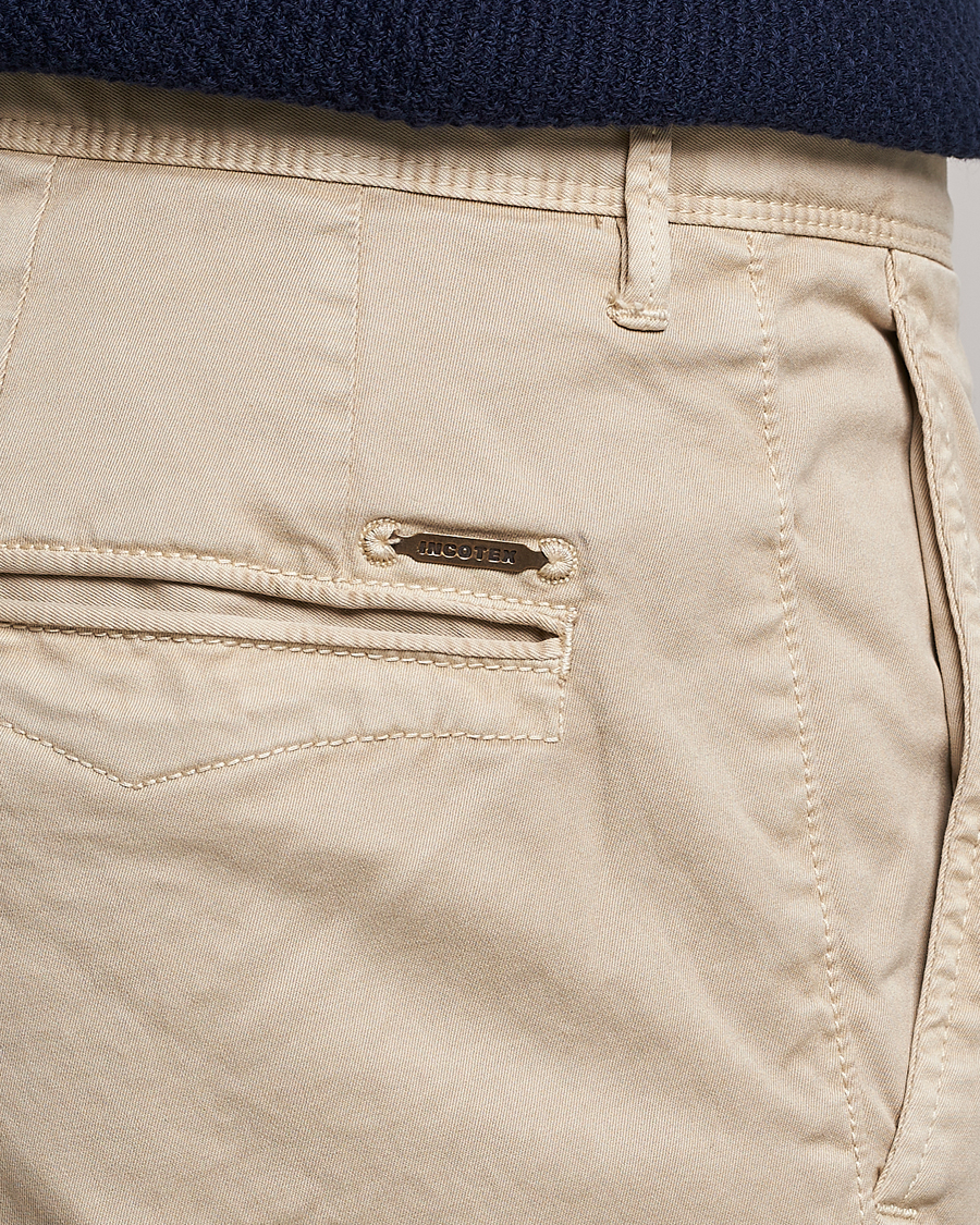 Homme | Pantalons | Incotex | Slim Fit Garment Dyed Slacks Beige