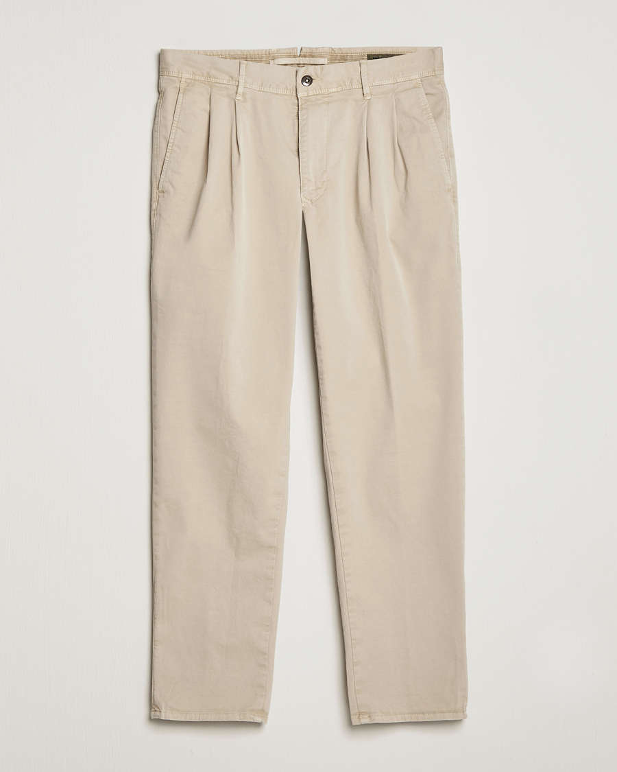 Homme | Pantalons | Incotex | Tapered Fit Pleated Slacks Beige