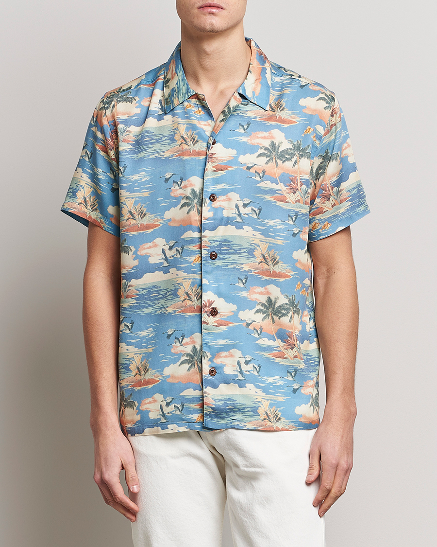 Homme | Chemises | Nudie Jeans | Arvid Printed Short Sleeve Shirt Hawaii Azure
