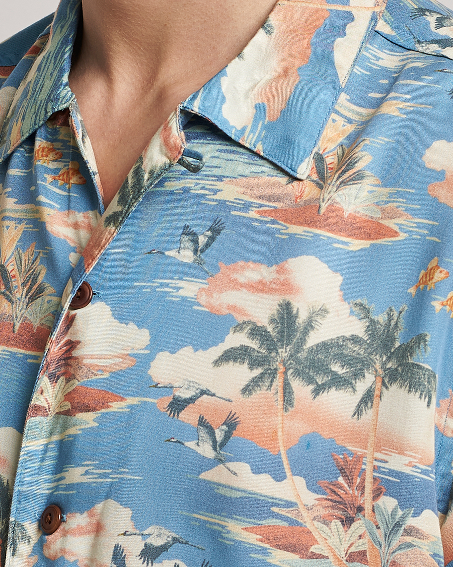 Homme | Chemises | Nudie Jeans | Arvid Printed Short Sleeve Shirt Hawaii Azure