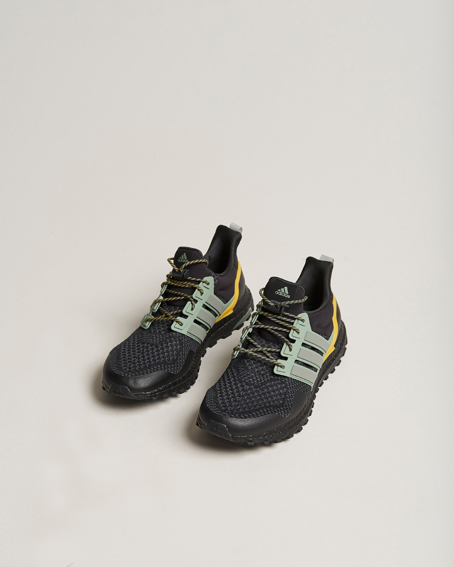 Homme | adidas Performance Ultraboost 1.0 Running Sneaker Black/Grey | adidas Performance | Ultraboost 1.0 Running Sneaker Black/Grey
