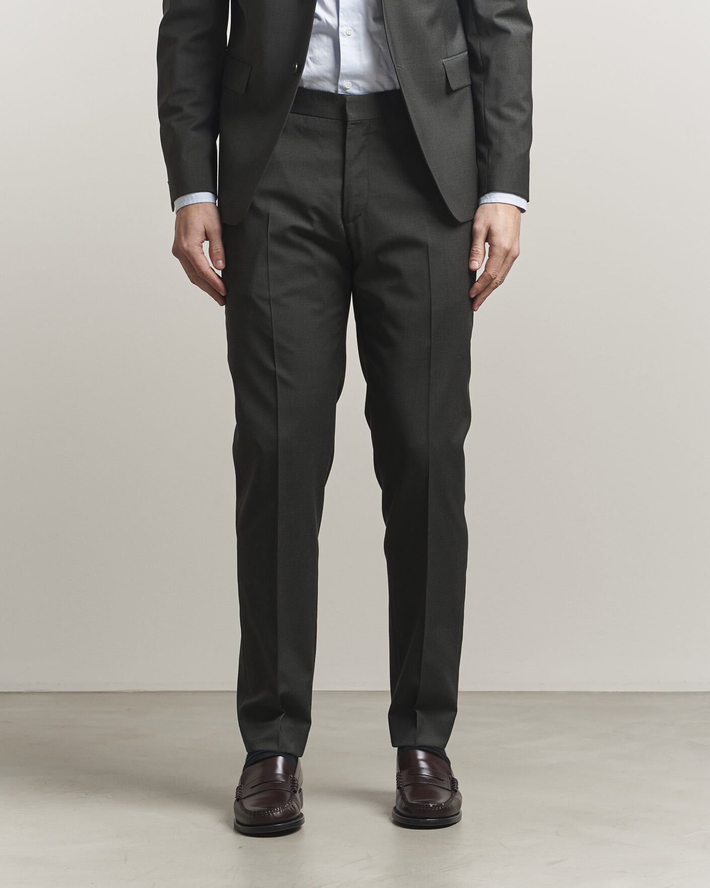 Heren | Broeken | Tiger of Sweden | Tenuta Wool Travel Suit Trousers Olive Extreme