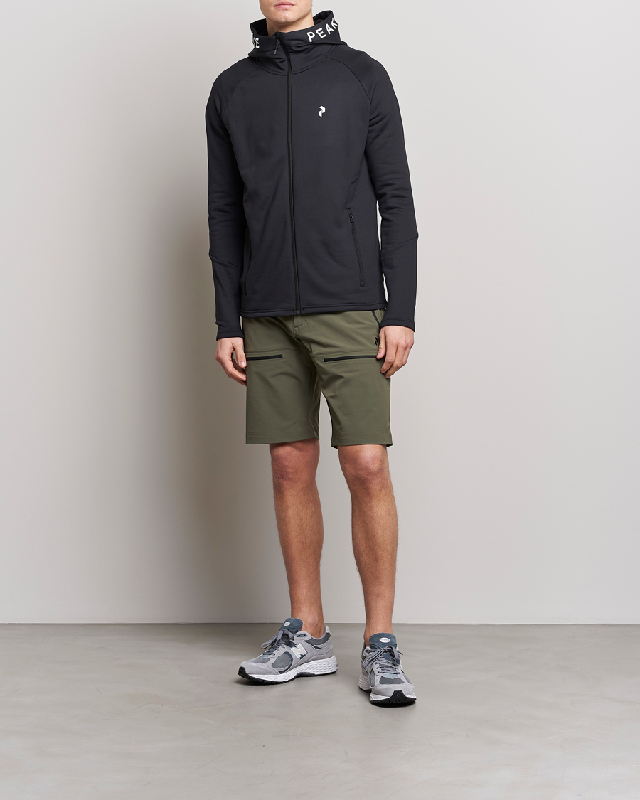 Heren | Korte broek | Peak Performance | Stretch Drawstring Tech Shorts Pine Needle
