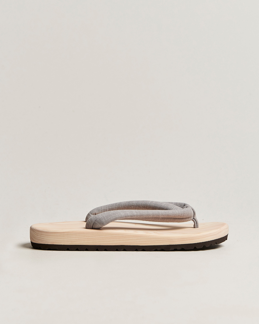 Homme | Beams Japan Wooden Geta Sandals Light Grey | Beams Japan | Wooden Geta Sandals Light Grey