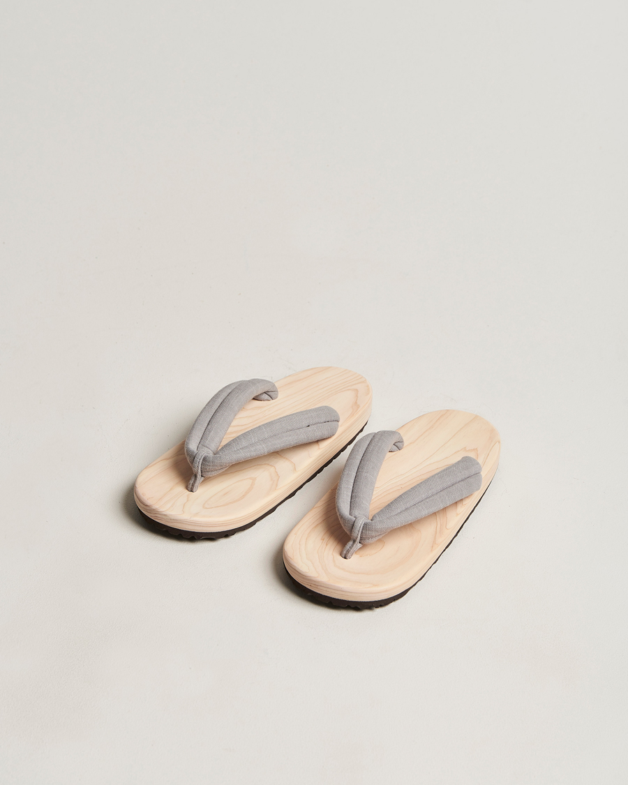 Homme | Beams Japan Wooden Geta Sandals Light Grey | Beams Japan | Wooden Geta Sandals Light Grey