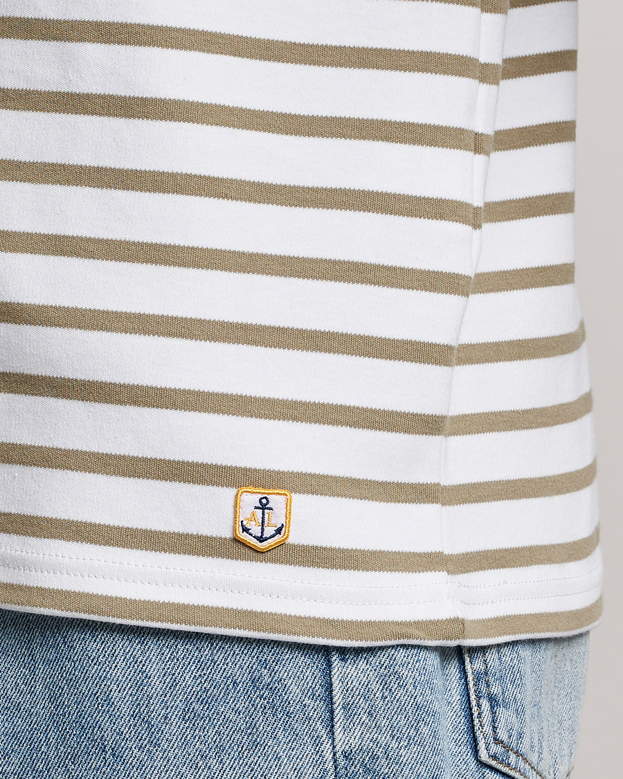 Homme | T-shirts | Armor-lux | Houat Héritage Stripe Longsleeve T-shirt Blanc/Argile