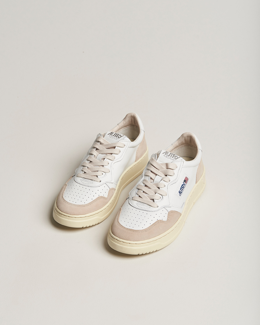 Homme | Autry Medalist Low Leather/Suede Sneaker White | Autry | Medalist Low Leather/Suede Sneaker White
