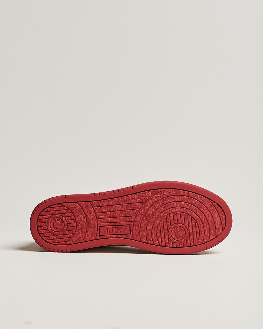 Homme | Autry Medalist Low Bicolor Leather Sneaker Red | Autry | Medalist Low Bicolor Leather Sneaker Red