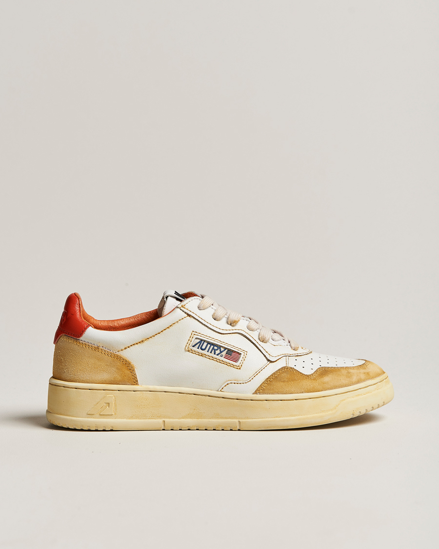 Homme | Autry Super Vintage Low Leather/Suede Sneaker Leat White/Orange | Autry | Super Vintage Low Leather/Suede Sneaker Leat White/Orange