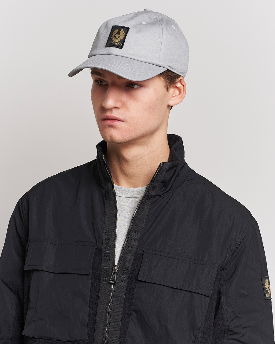 Heren | Belstaff Phoenix Logo Cap Pearl Grey | Belstaff | Phoenix Logo Cap Pearl Grey