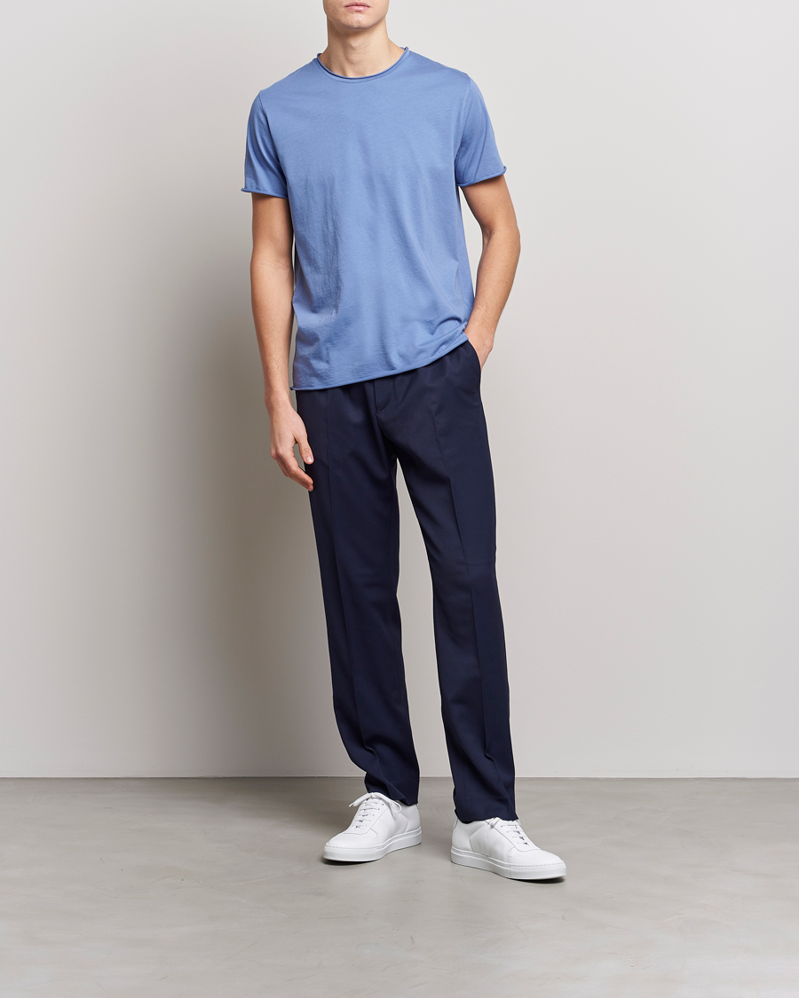 Homme | T-shirts | Filippa K | Roll Neck Crew Neck Tee Coral Blue