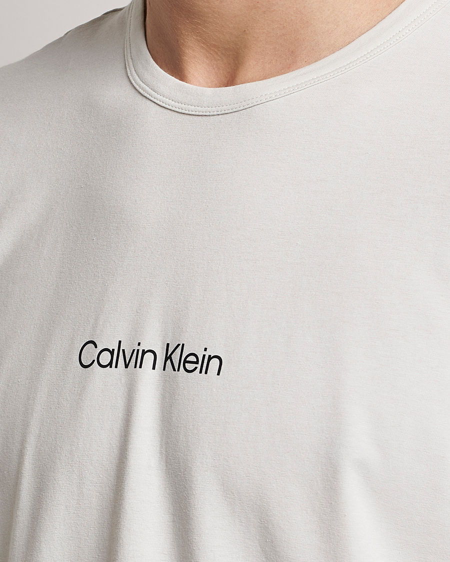 Homme | T-shirts | Calvin Klein | Logo Crew Neck Loungewear T-Shirt Silver Birch