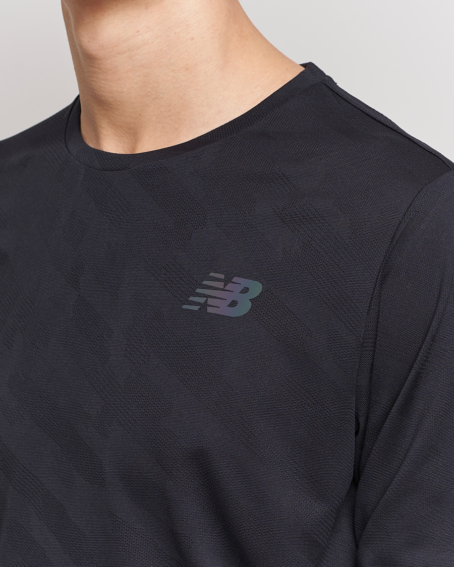 Homme | T-shirts | New Balance Running | Q Speed Jacquard Long Sleeve T-Shirt Black