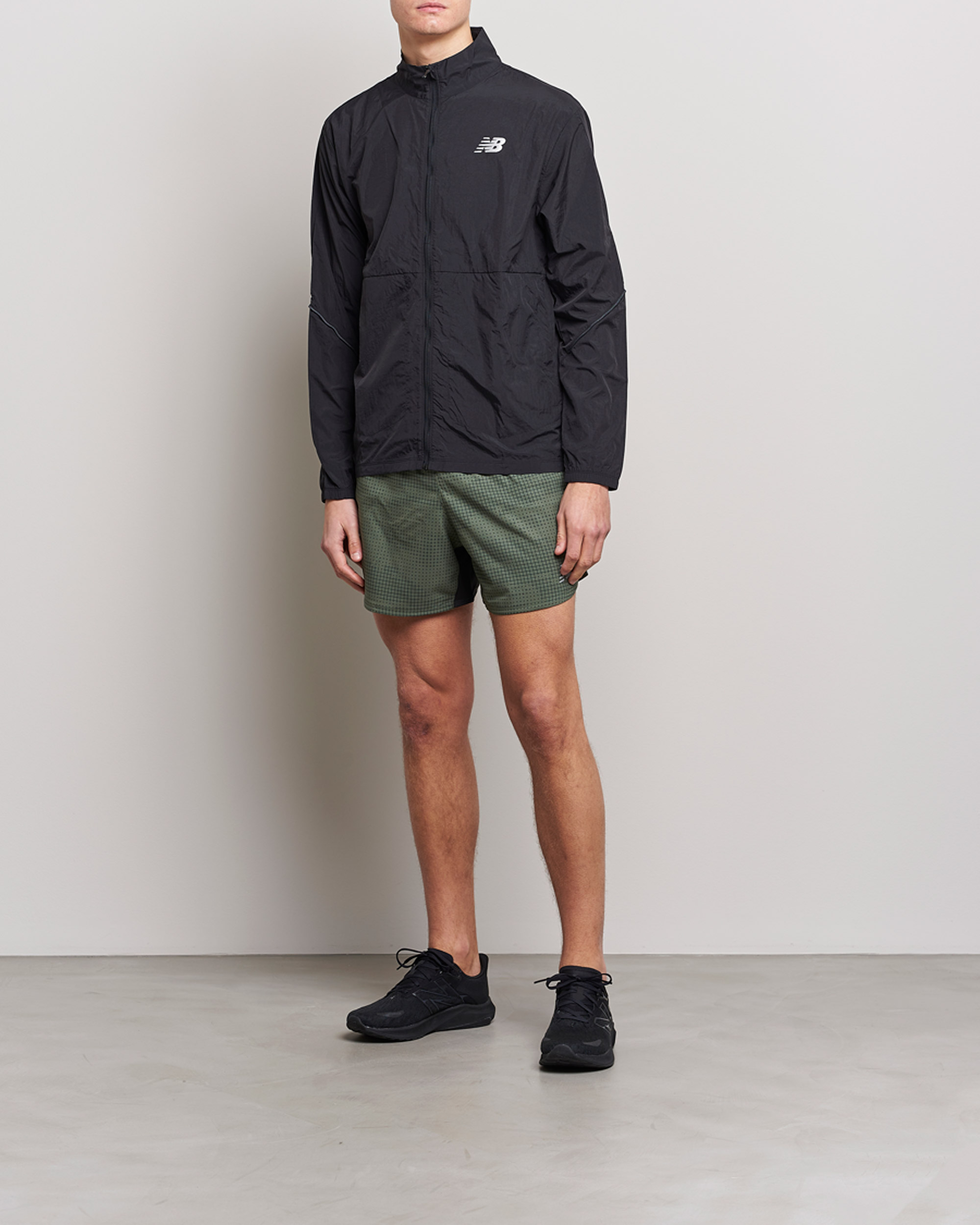 Homme | Shorts | New Balance Running | Impact Run 5 Inch Shorts Deep Olive
