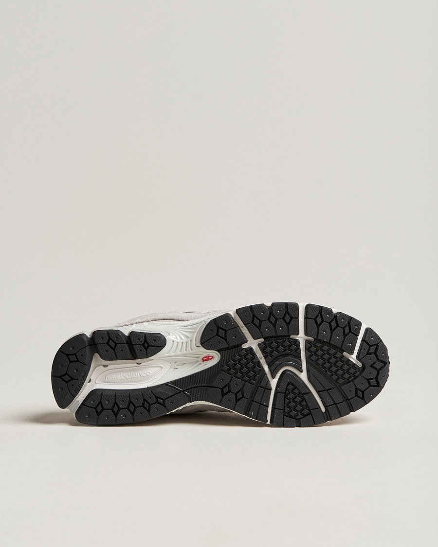 Homme | New Balance 2002R Slippers Rain Cloud | New Balance | 2002R Slippers Rain Cloud