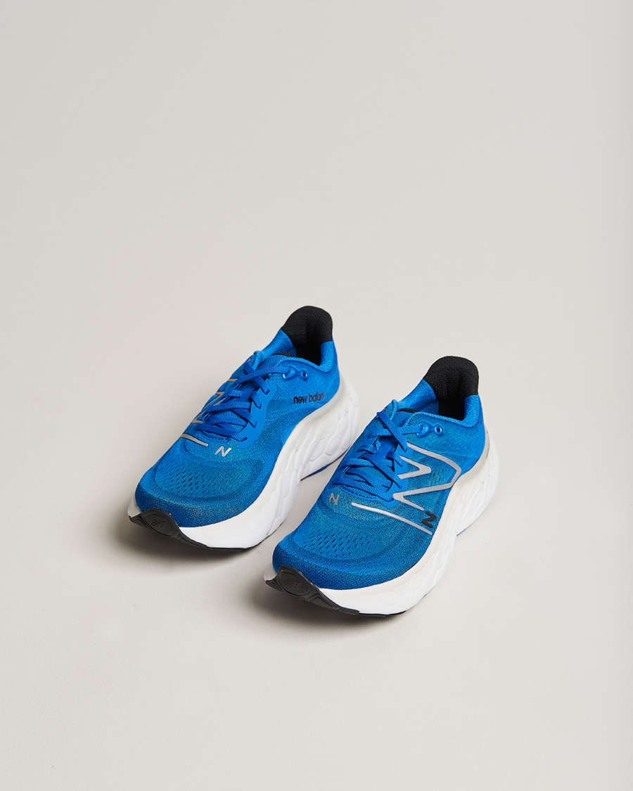 Homme | New Balance Running Fresh Foam More v4 Blue | New Balance Running | Fresh Foam More v4 Blue