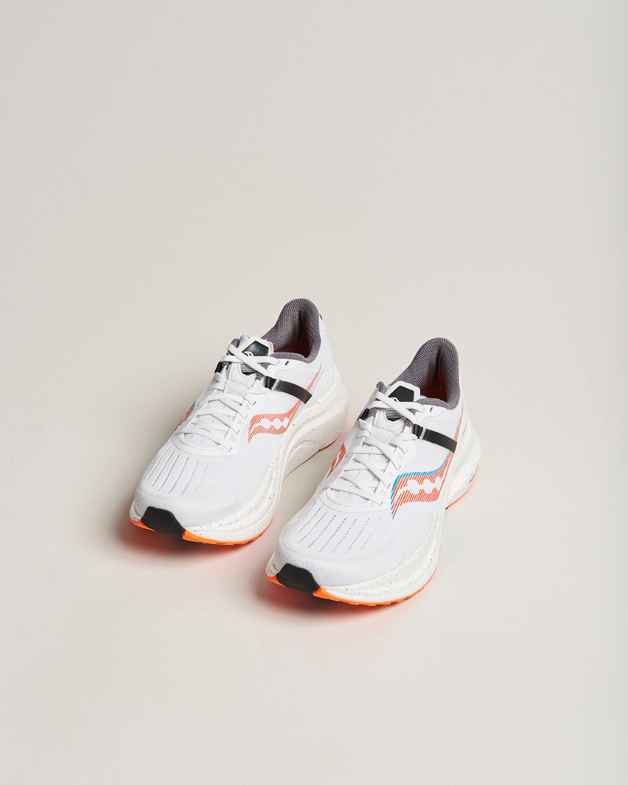 Homme | Saucony Tempus Running Sneaker White/Vizi Orange | Saucony | Tempus Running Sneaker White/Vizi Orange