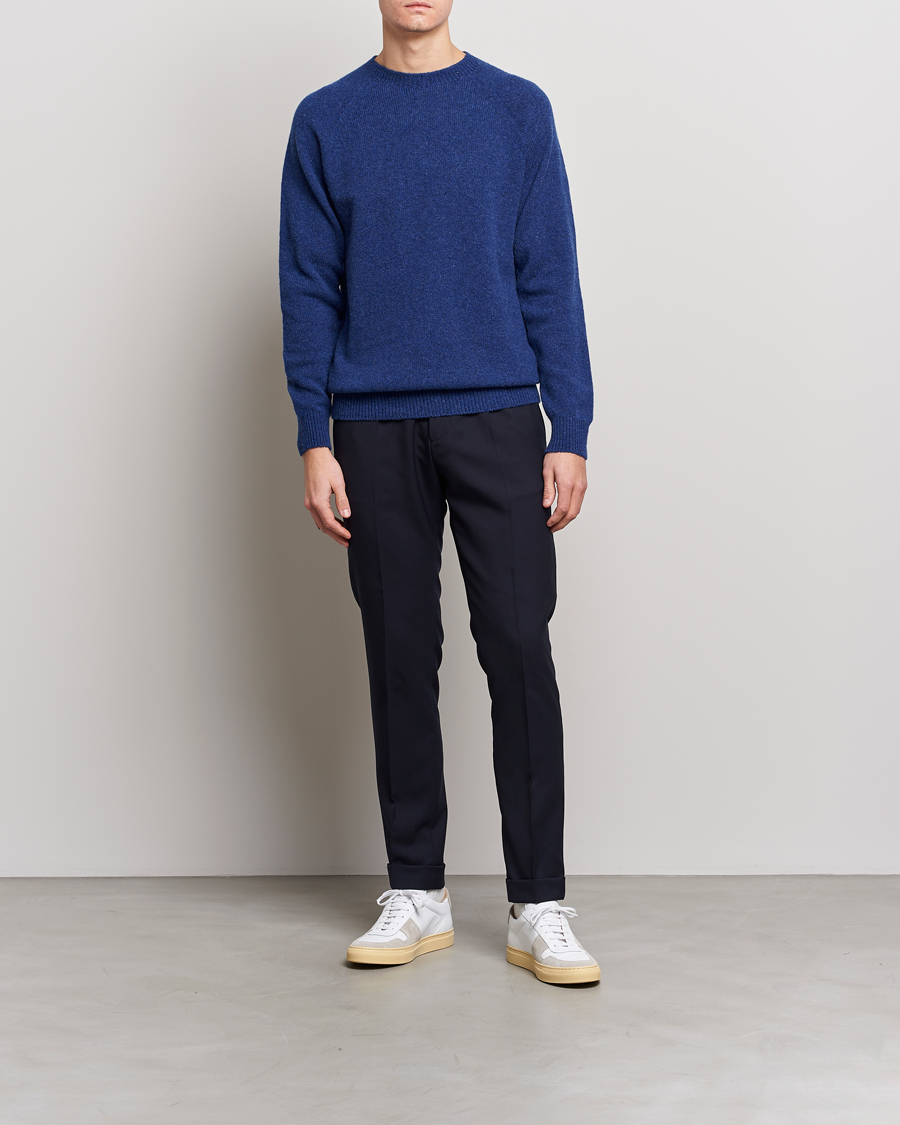 Heren | Truien | Sunspel | Lambswool Crewneck Space Blue
