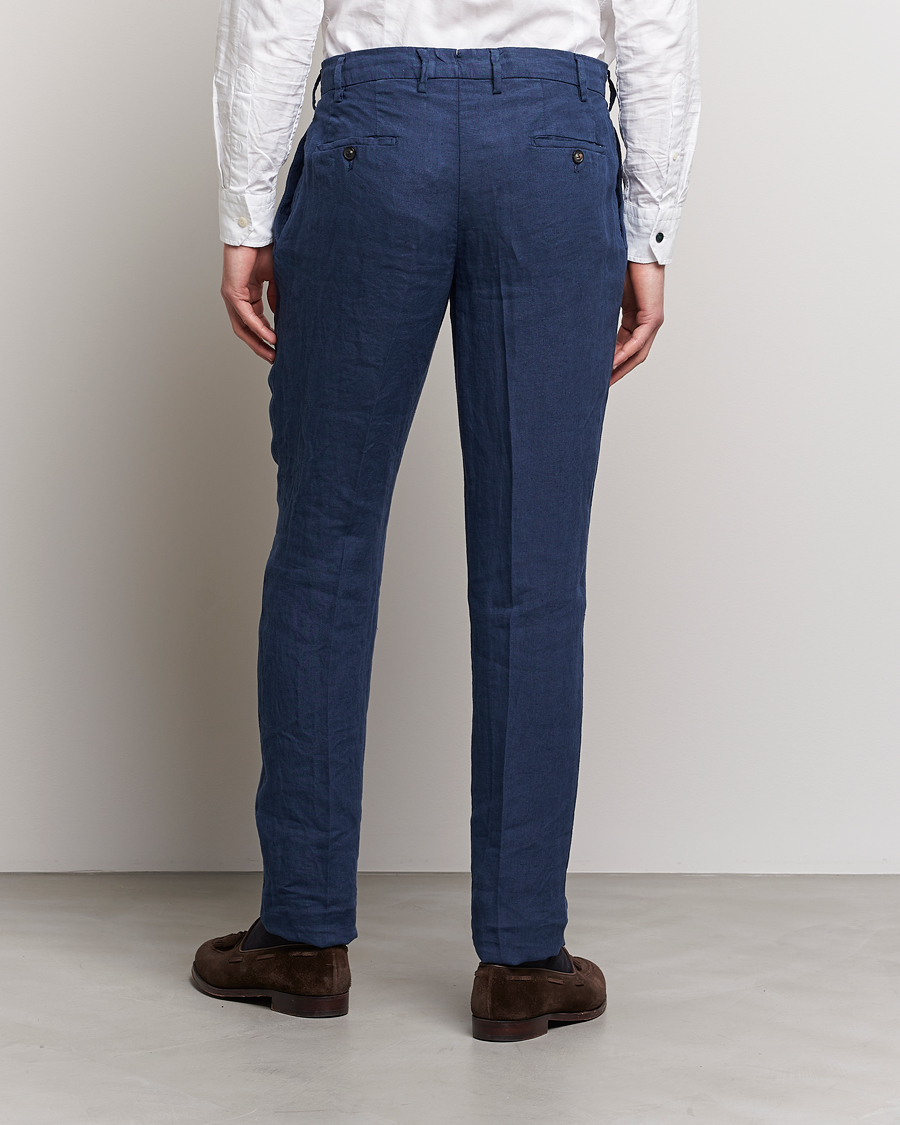 Homme | Pantalons | Lardini | Pleated Linen Trousers Navy
